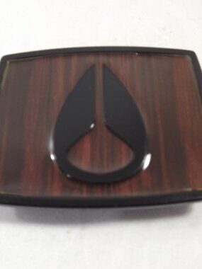 Distressed Nixon Belt Buckle, Brown Wood Grain with Black Tone Trim Designer